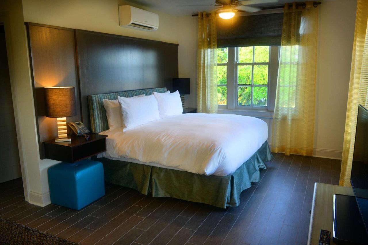 King Bed Residential View