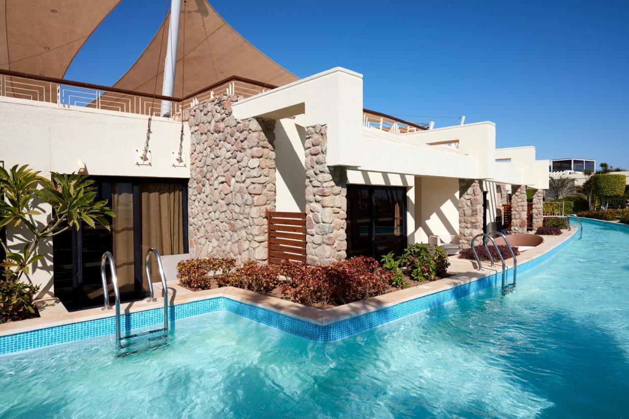Royal Swim Up Suite,1589152727:JPEG