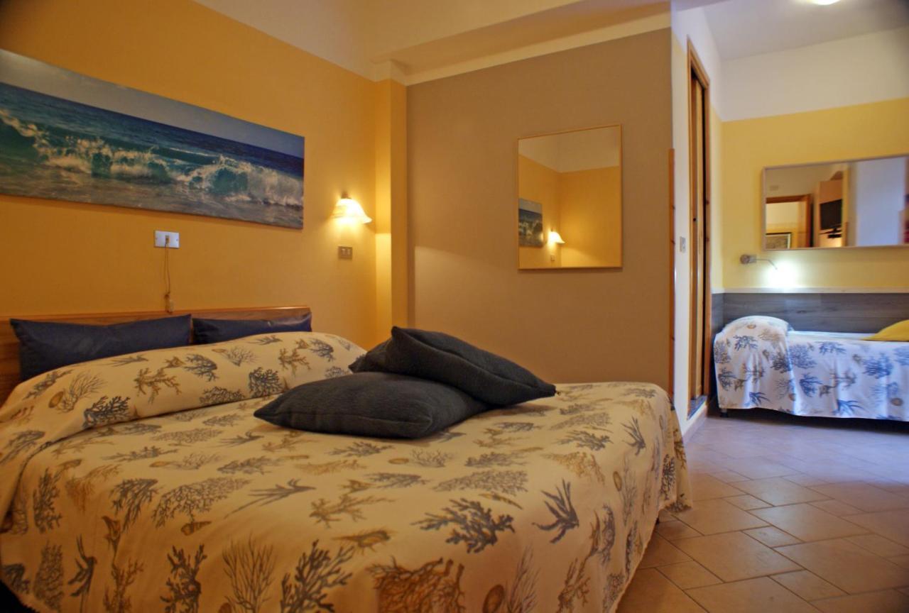 Basic Triple Room