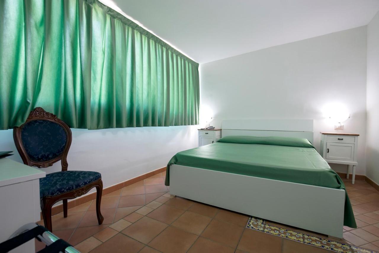 Habitación Doble con vistas al mar