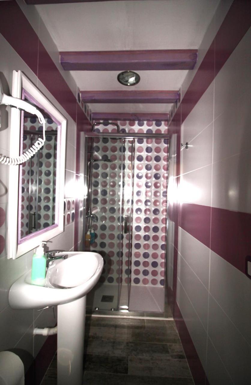 Habitación Doble con baño privado - 2 camas