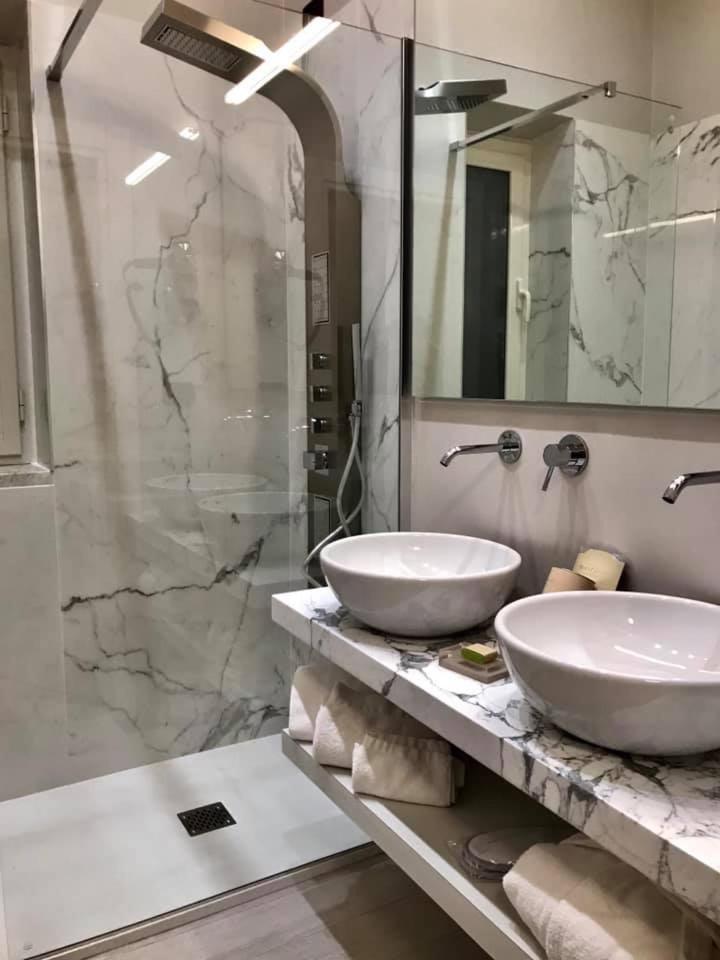 Deluxe Double or Twin Room Ground Floor,761631751:JPEG