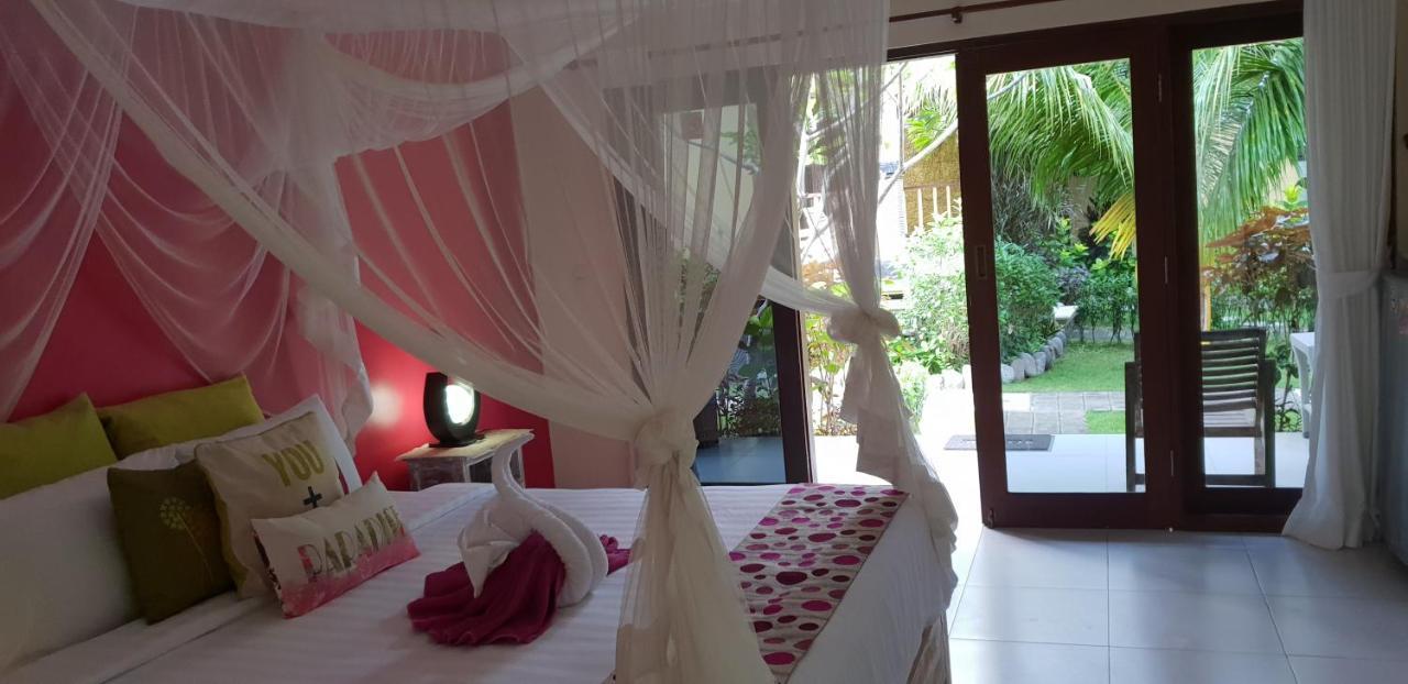 Bungalow with Patio