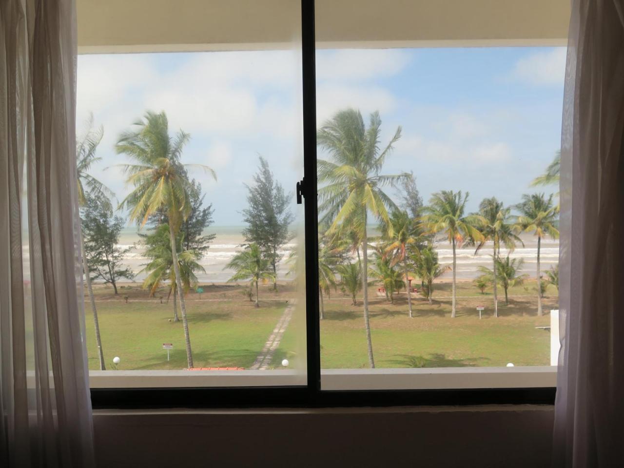 Standard Twin Room with Sea View