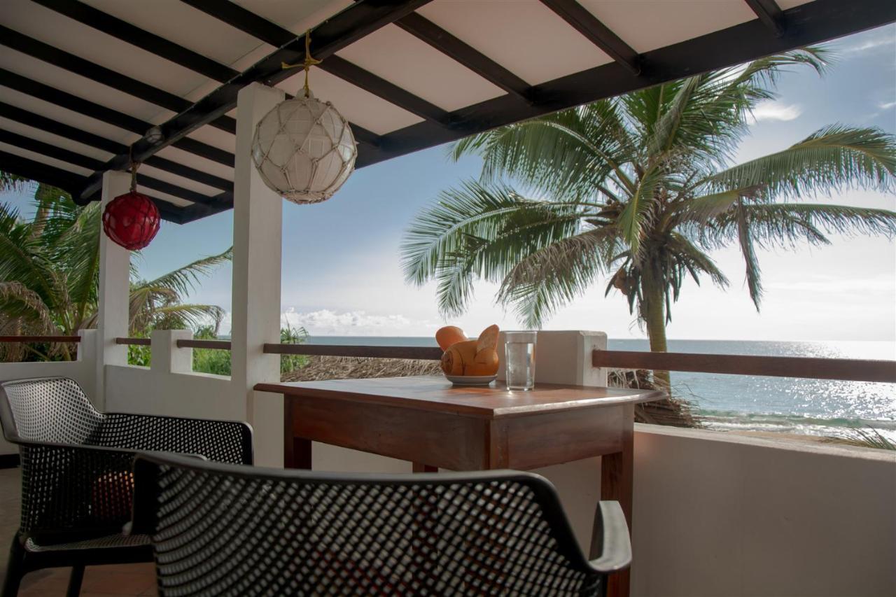 Deluxe tweepersoonskamer met balkon en uitzicht op zee