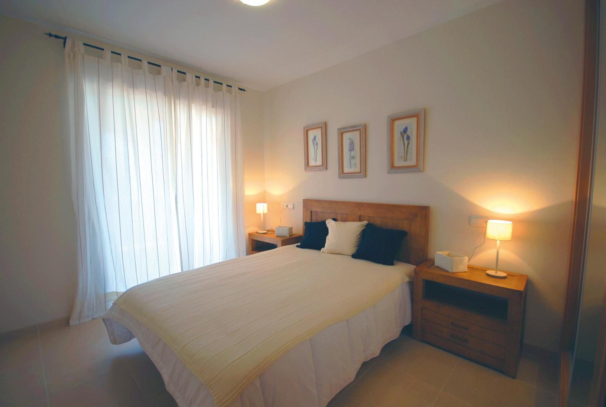 Apartamento de 2 dormitorios con piscina privada