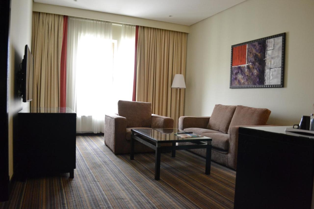 Suite One Bedroom - Traditional