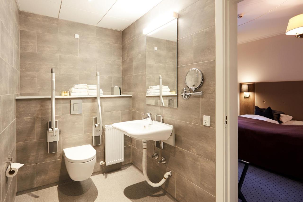 Standard Double Room,766454212:JPEG