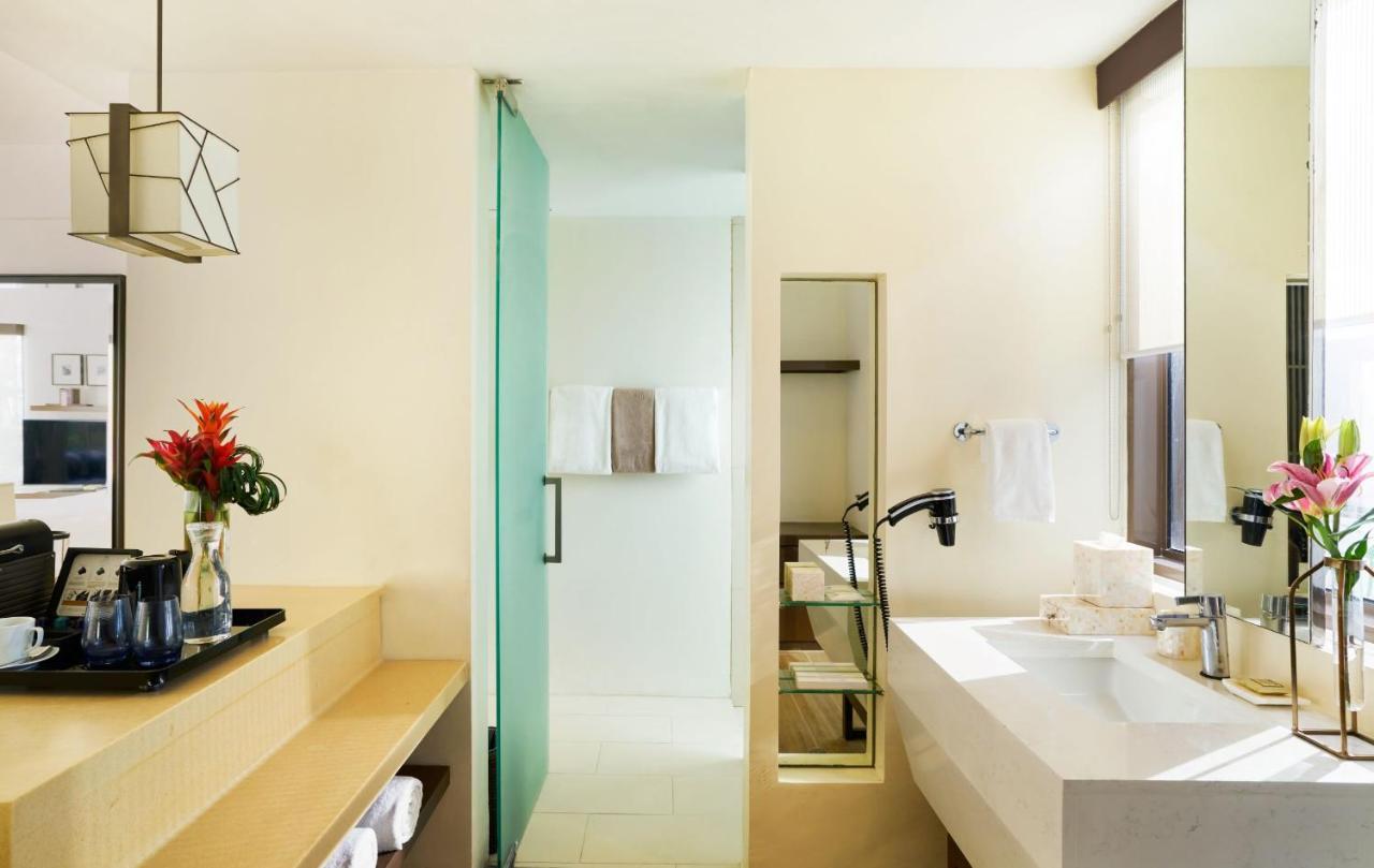 Junior Suite - inklusive kostenfreiem Hin- und Rücktransfer zum Flughafen Caticlan Airport
