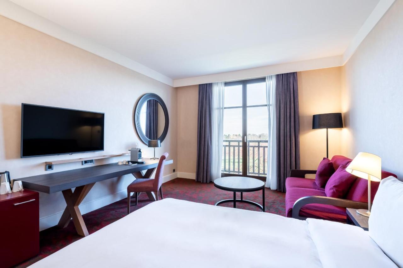 Premium King Room Sofa Bed Golf View,1590339852:JPEG