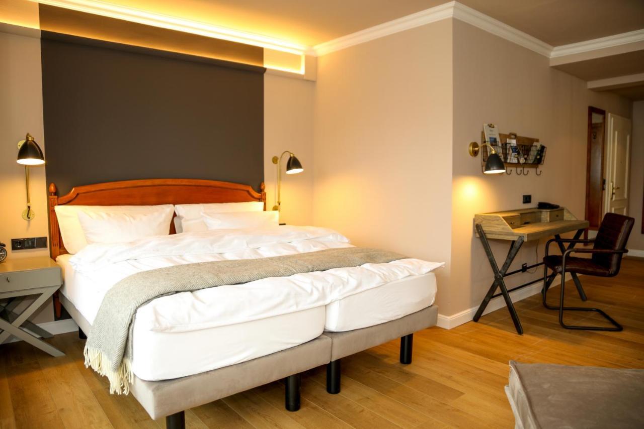Double Room Superior Balcony