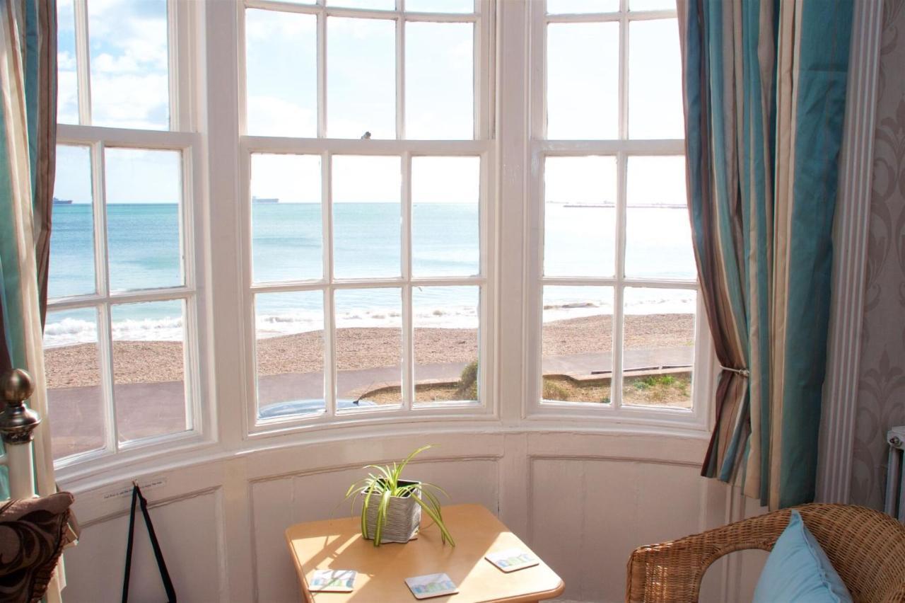 Family Room with Sea View