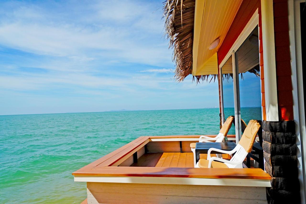 On Beach Premium Bungalow