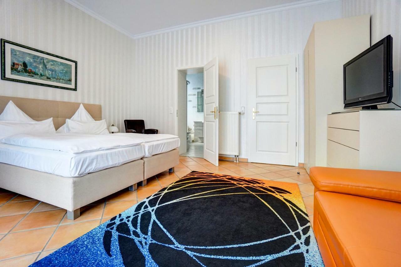 Holiday Apartment (2 Adults + 2 Children)