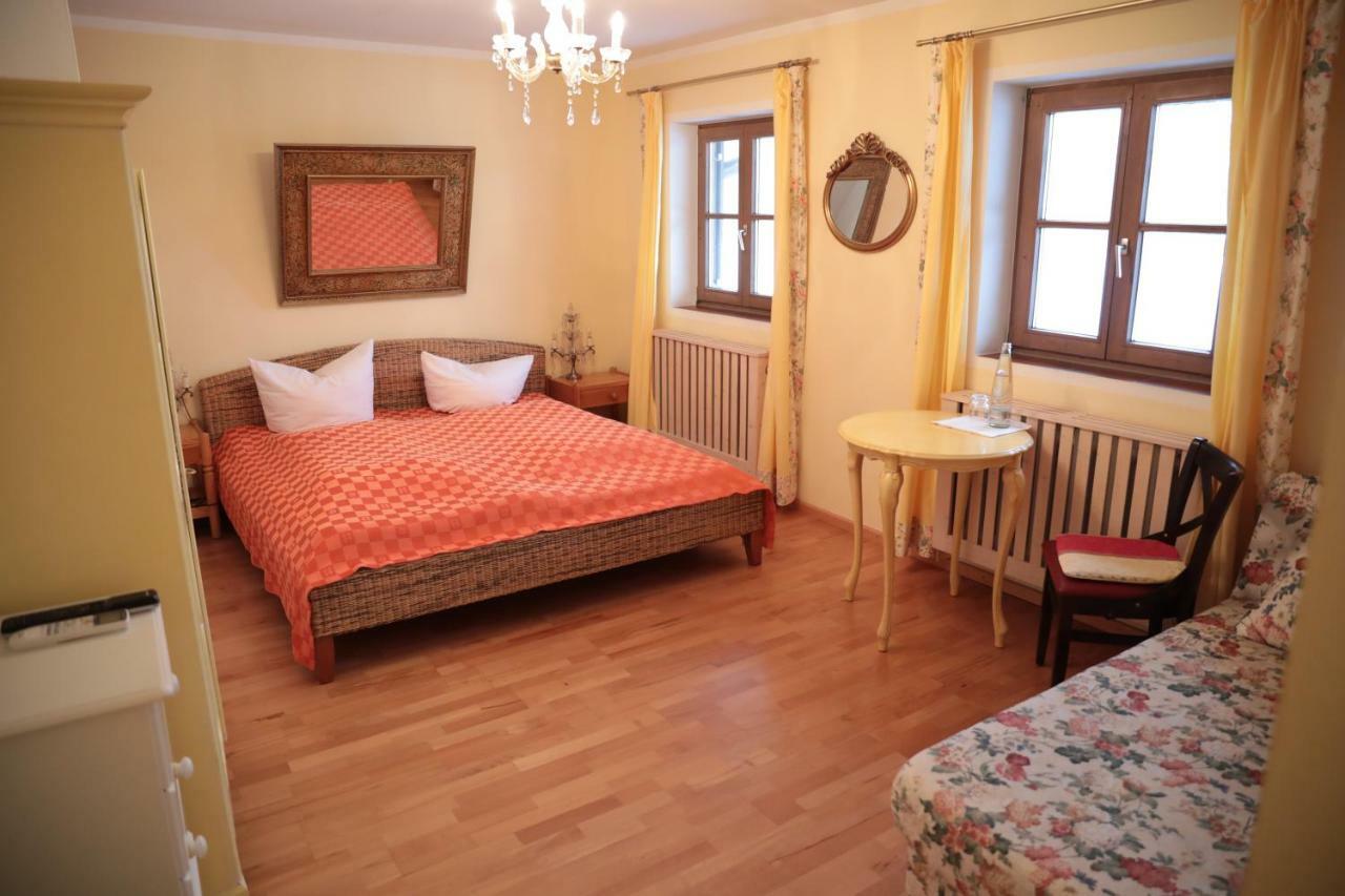Doppelzimmer mit Seeblick
