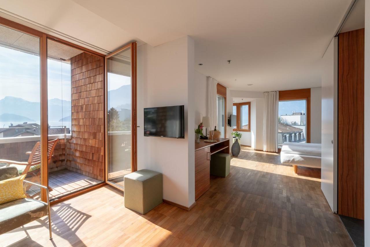 Suite Junior con vistas al lago
