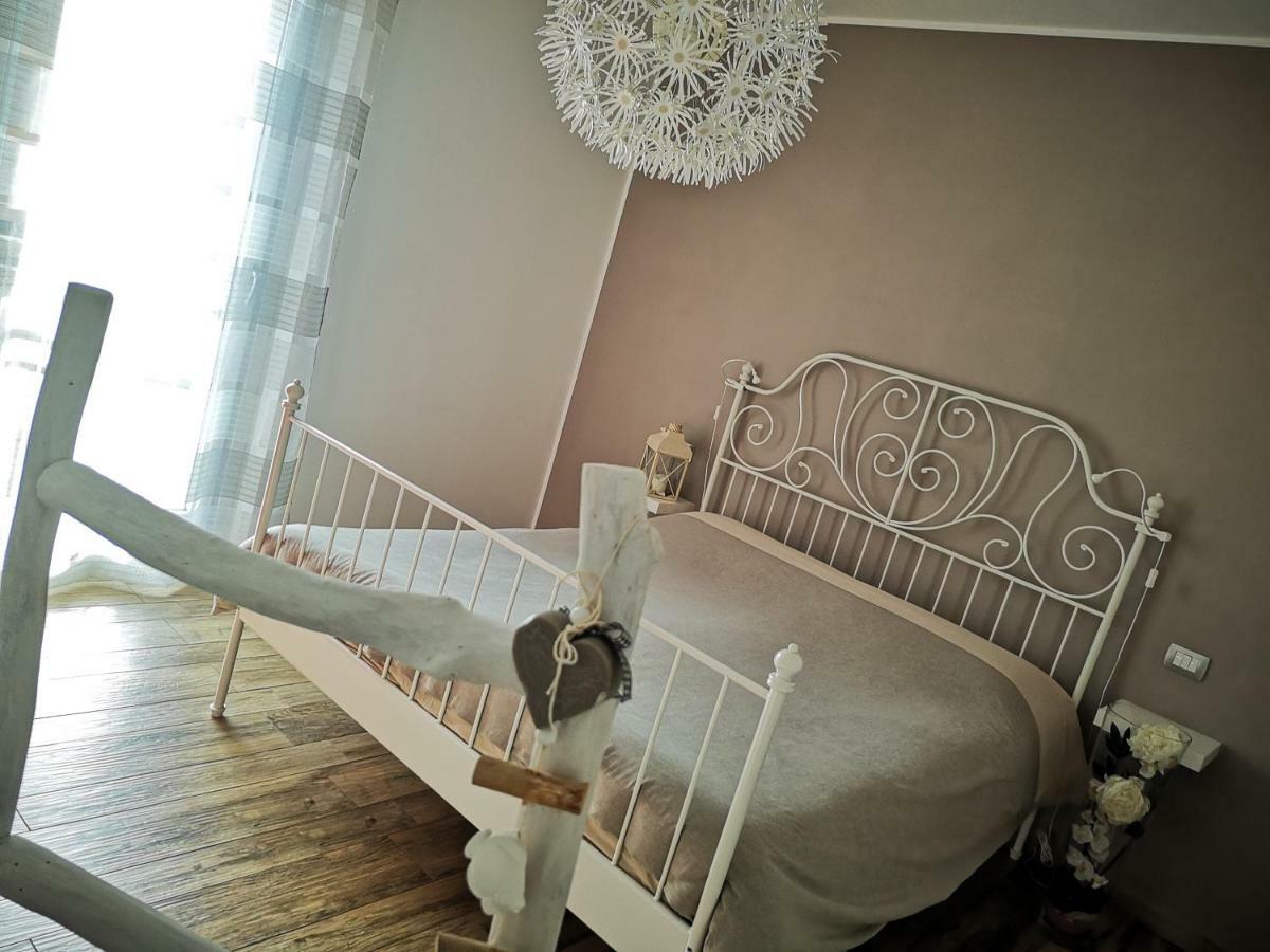 Large Double Room,788589363:JPEG