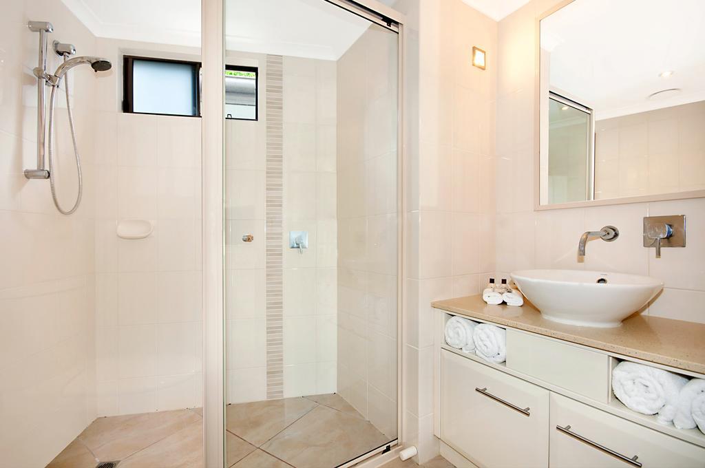 Apartamento de 1 dormitorio con bañera de hidromasaje y acceso a la piscina