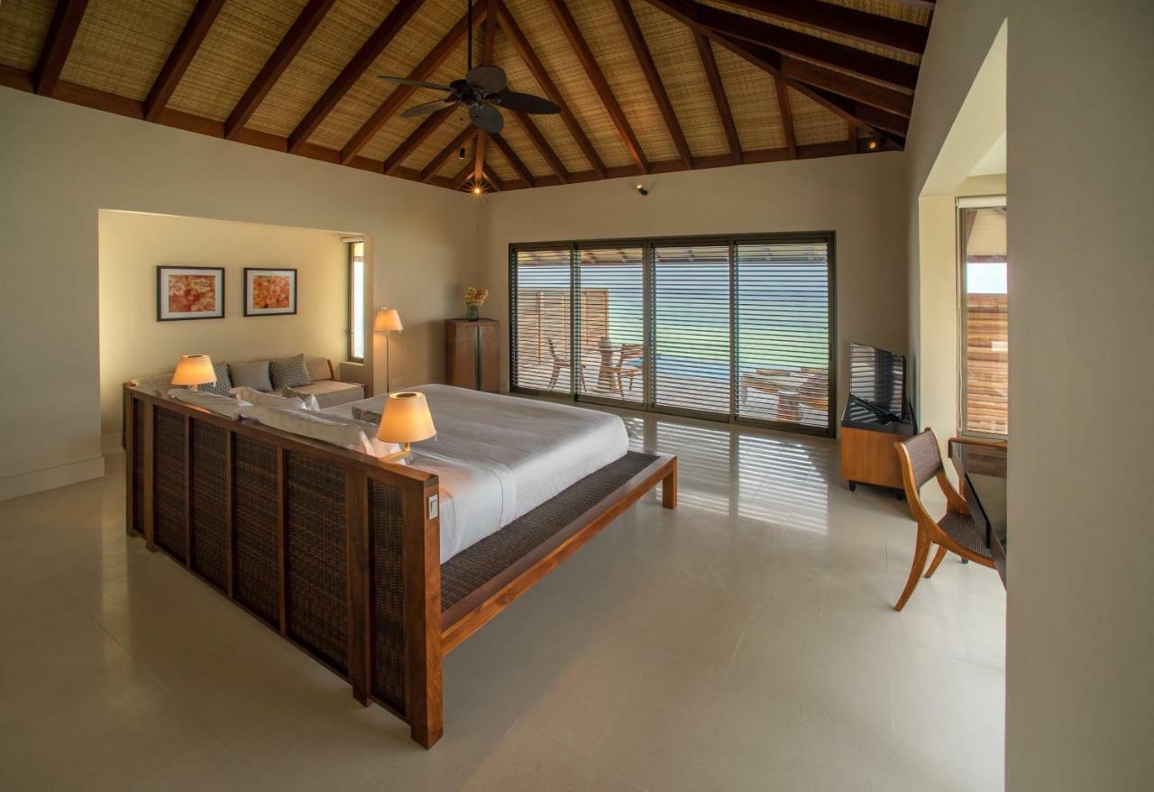 Sunrise Water Pool Villa