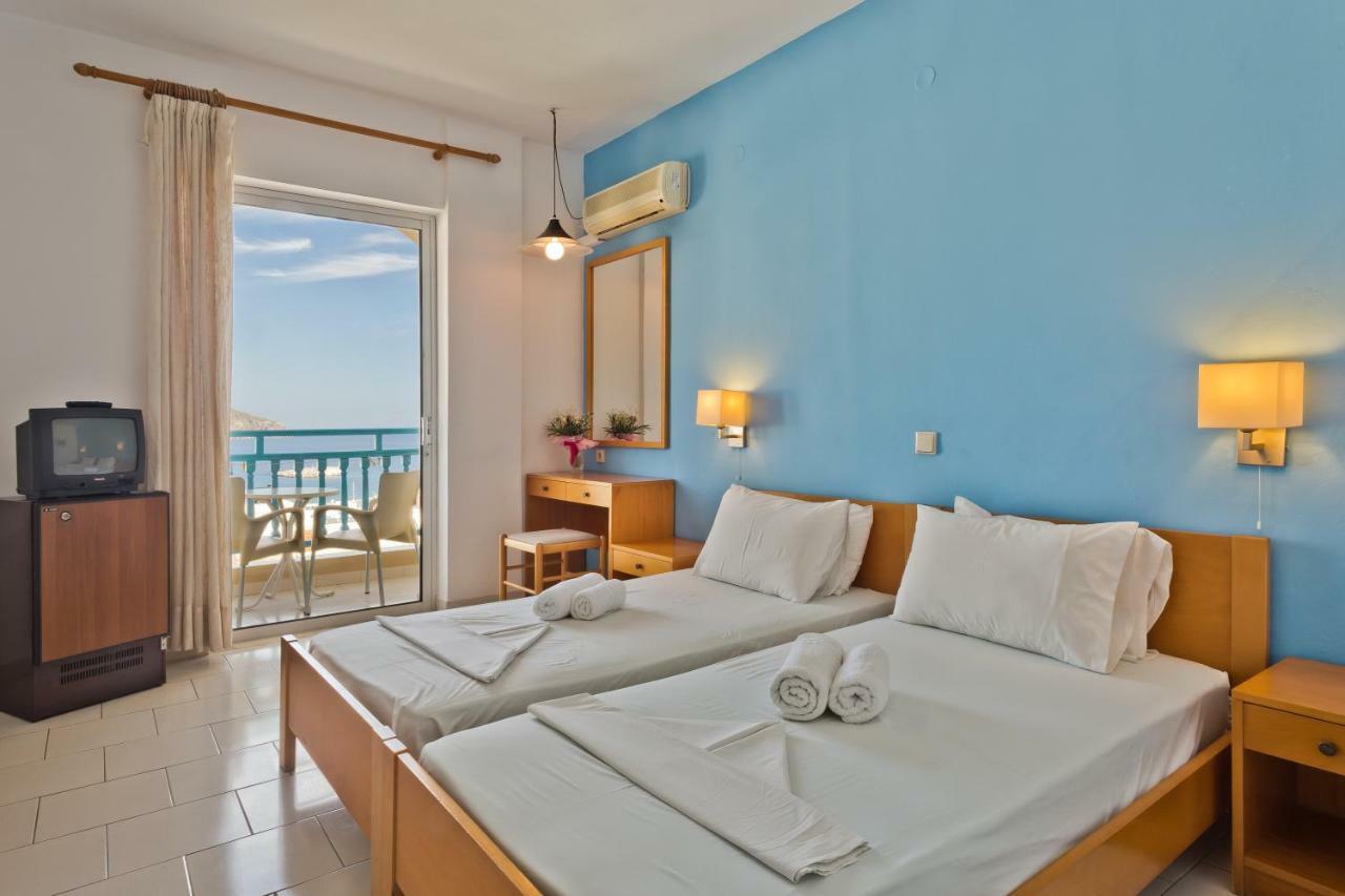 Camera Doppia con Letti Singoli