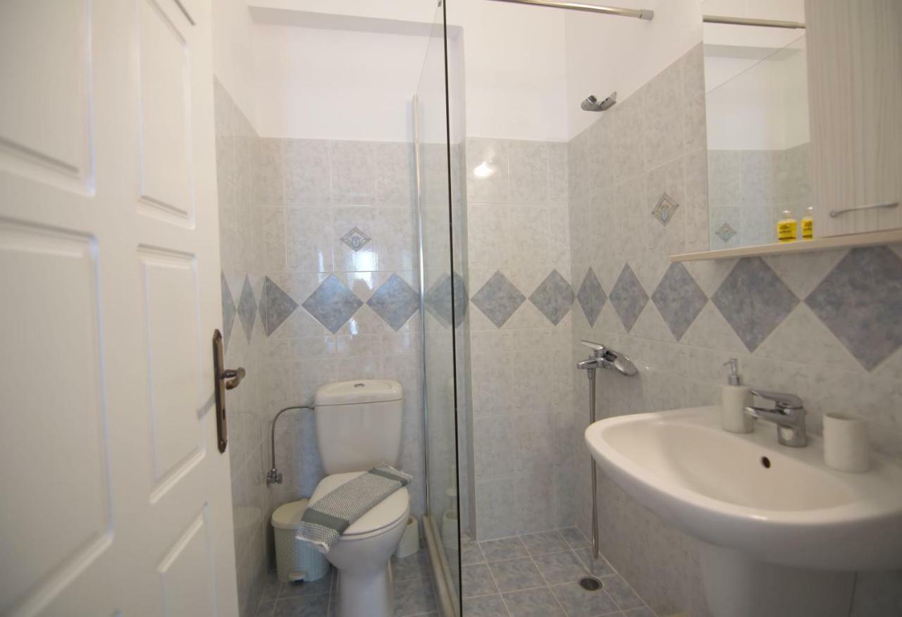 Habitación Doble Económica - 2 camas - Sótano
