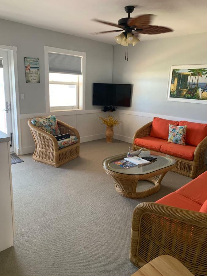 One-Bedroom Apartment Oceanview