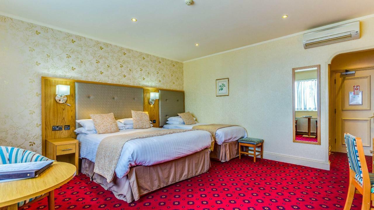 Zweibett- oder Familienzimmer mit Meerblick