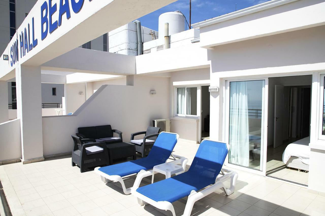 Estudio con terraza - Aktaion