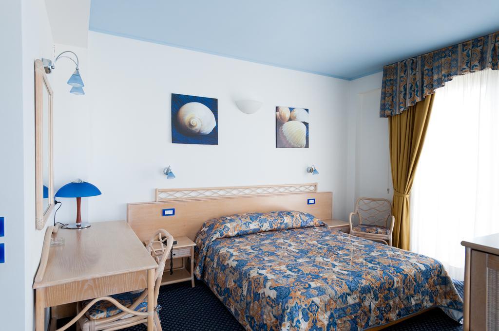 Deluxe Double Room,1652751471:JPEG