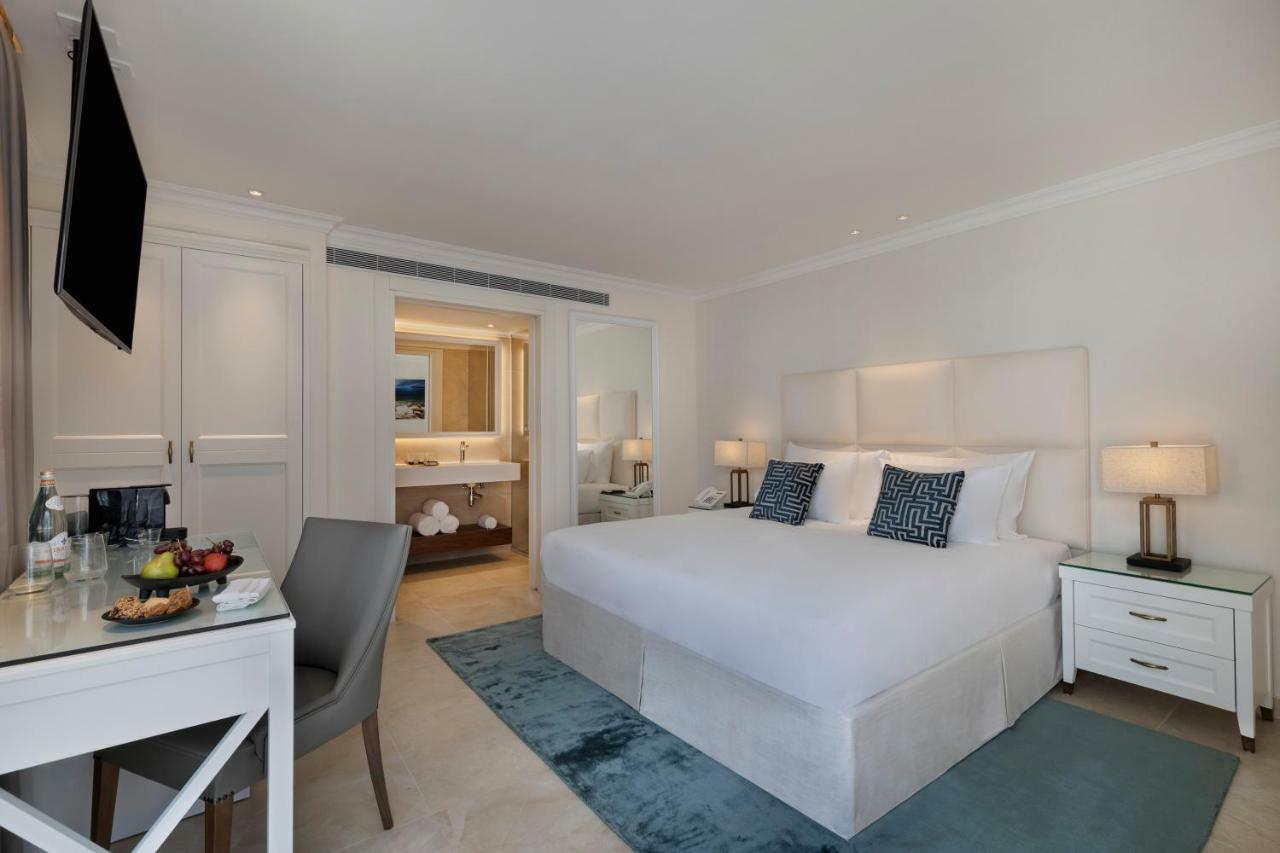 Standard Twin Room with Garden View