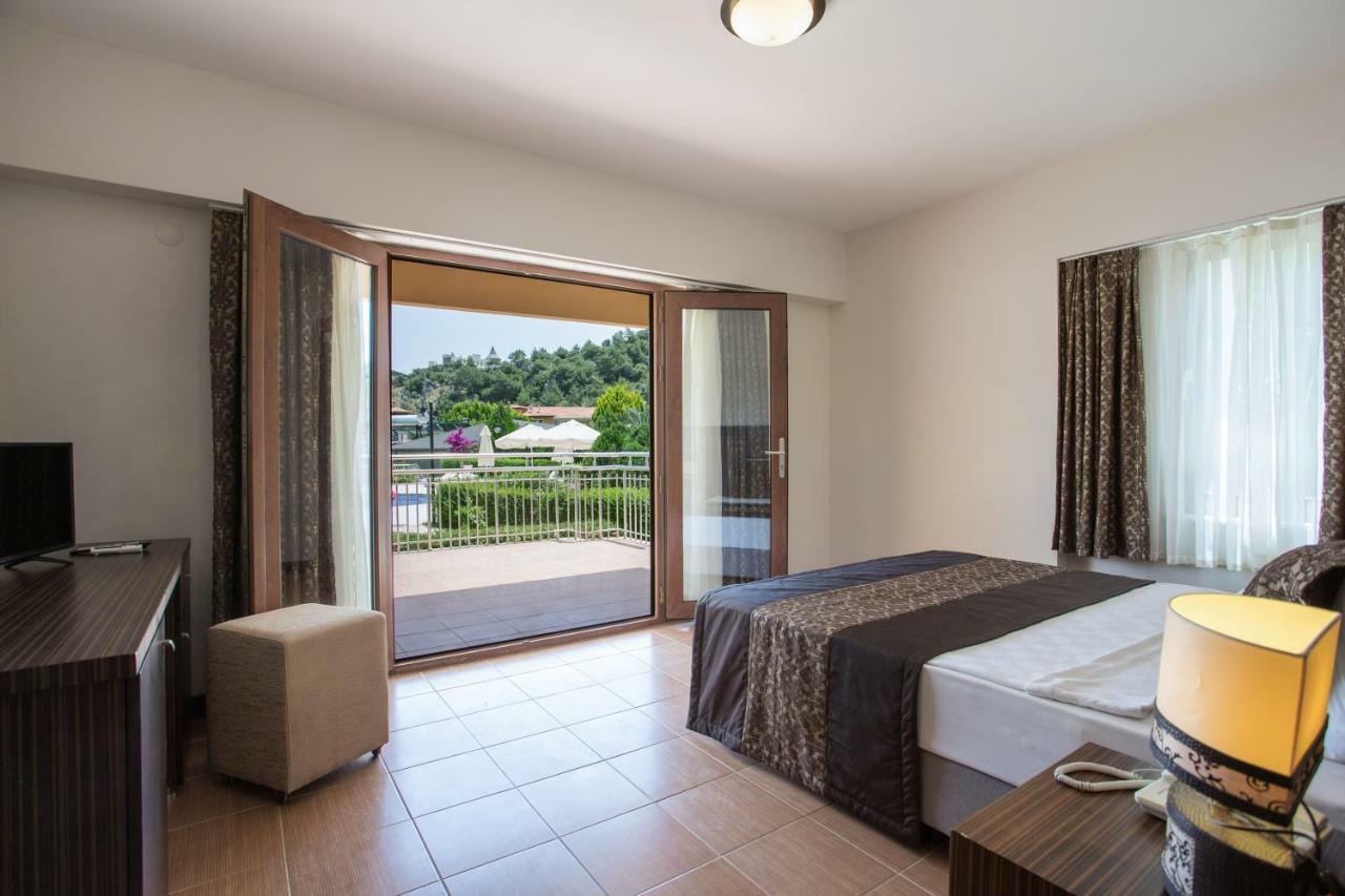 Standard Double or Twin Room with Balcony