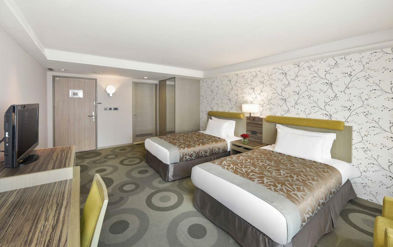 Superior Twin Room City View