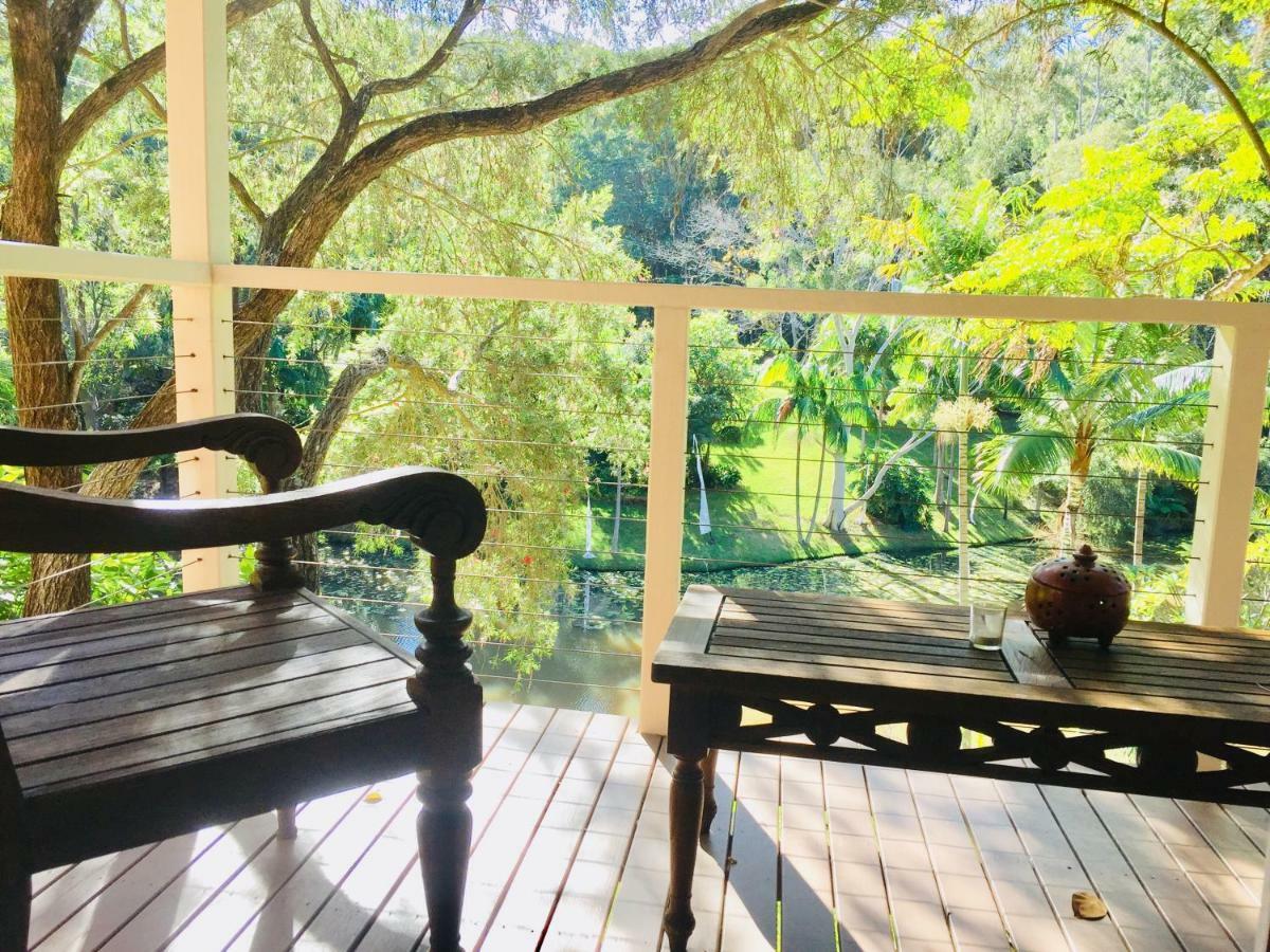 Queen Suite with Pool View