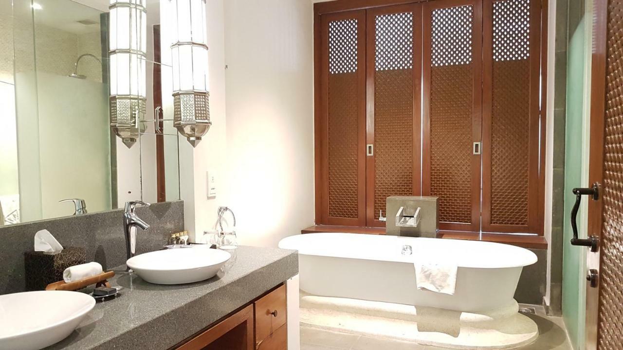 Luxury Suite with Terrace