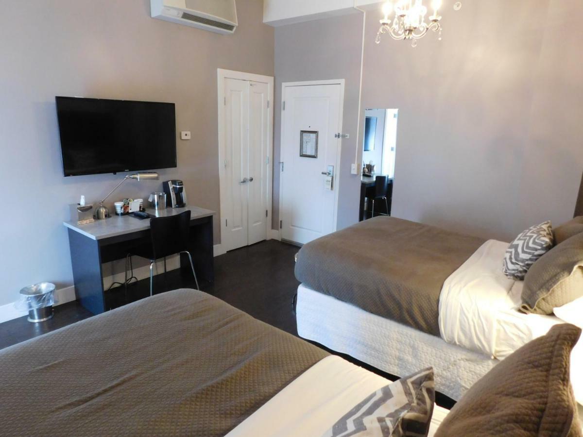 Quadruple Room Two Queen Beds Non Smoking