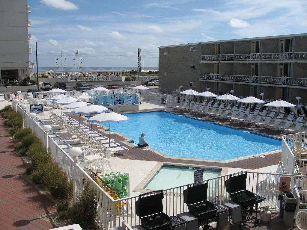 Apartamento con vistas a la piscina
