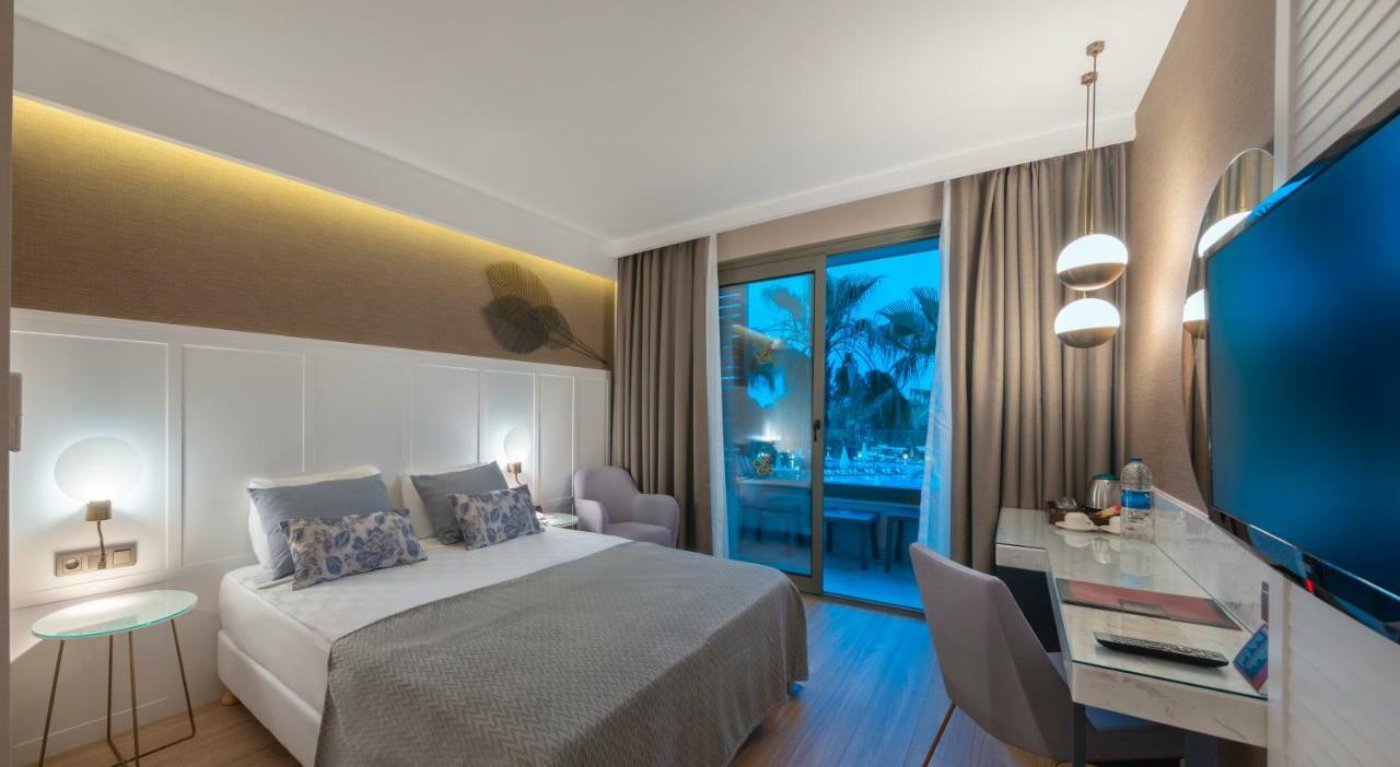 Standard Double or Twin Room,815434109:JPEG