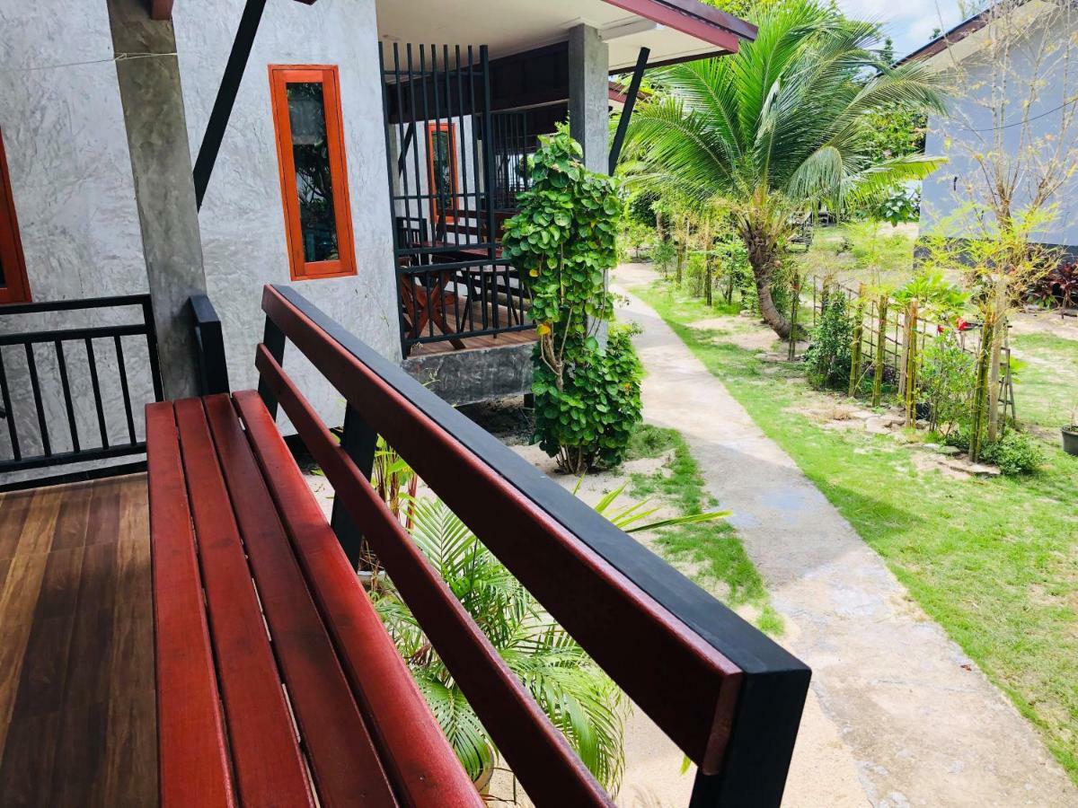 Deluxe Double Room Garden View