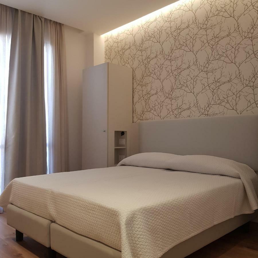 Deluxe Double or Twin Room Balcony