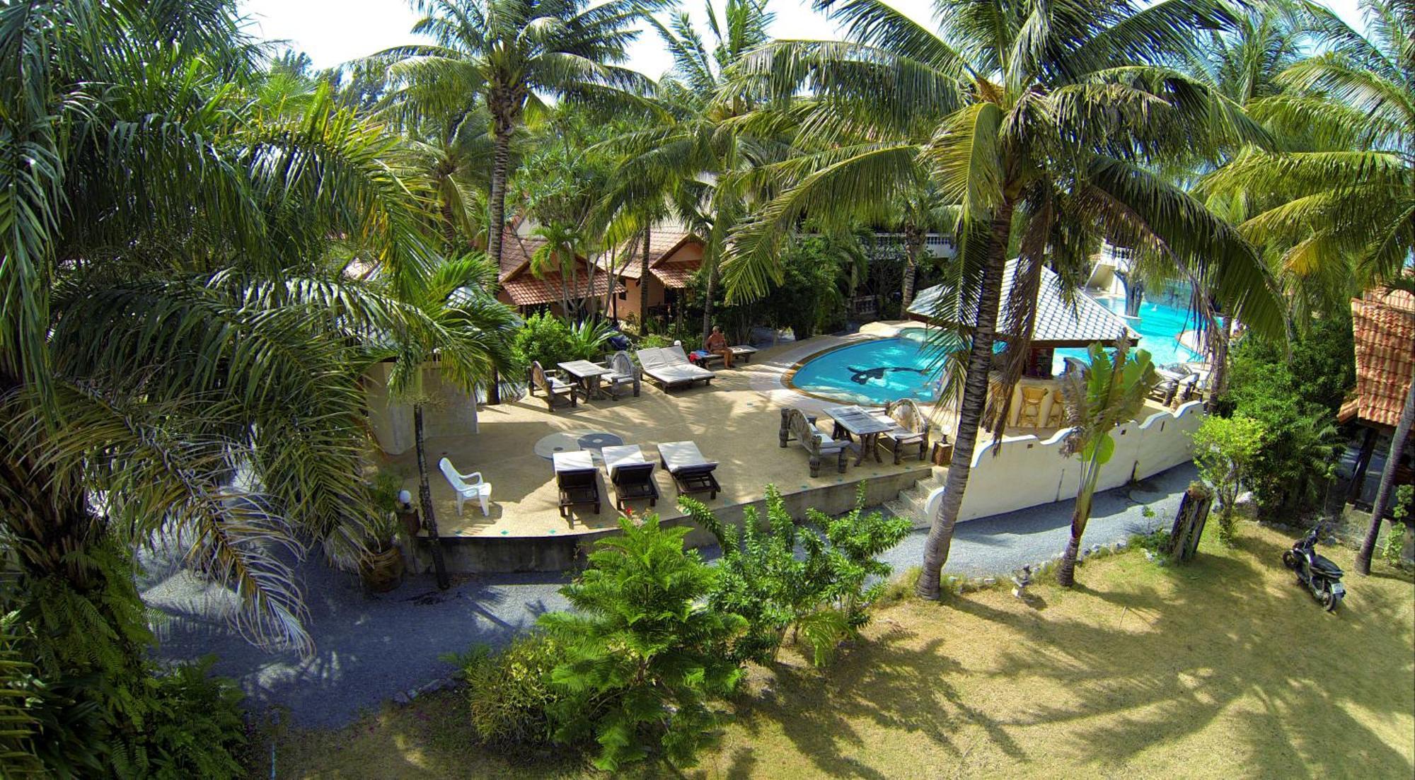 Deluxe Bungalow mit Gartenblick
