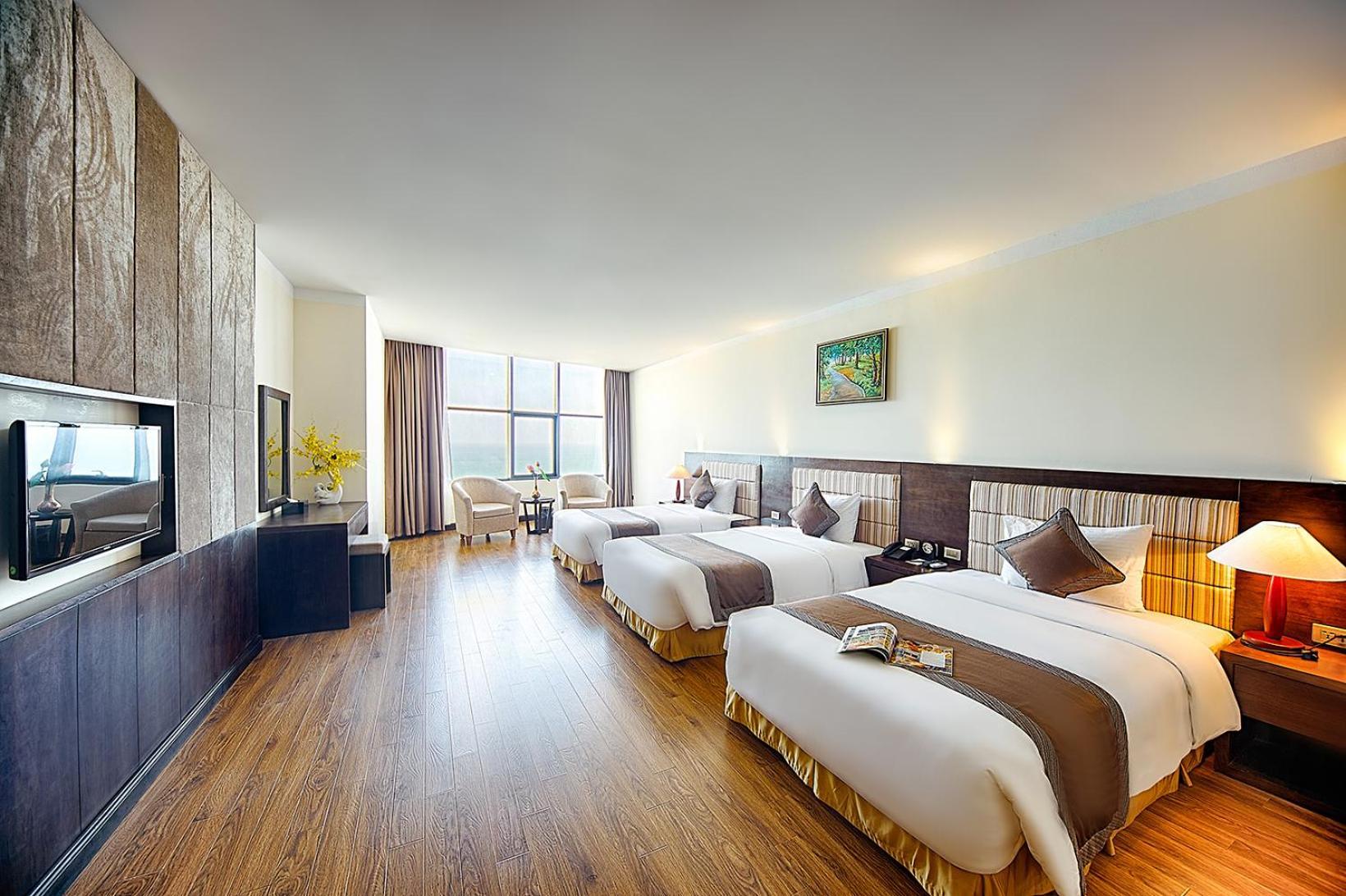 Deluxe Triple Room with Sea View