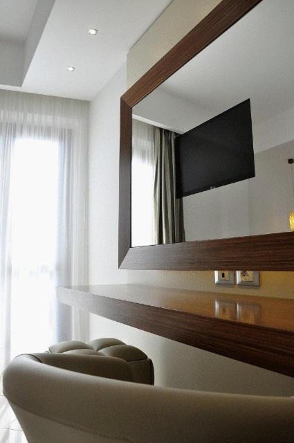 Single Room,951610681:JPEG