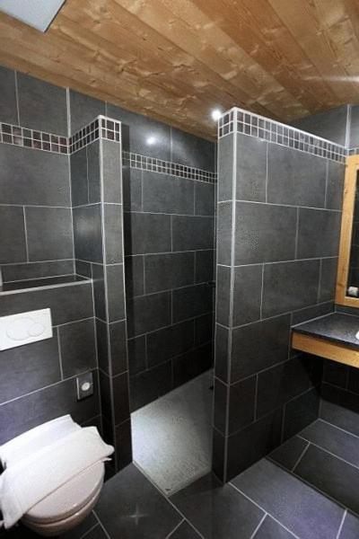 Triple Room,8392457:JPEG