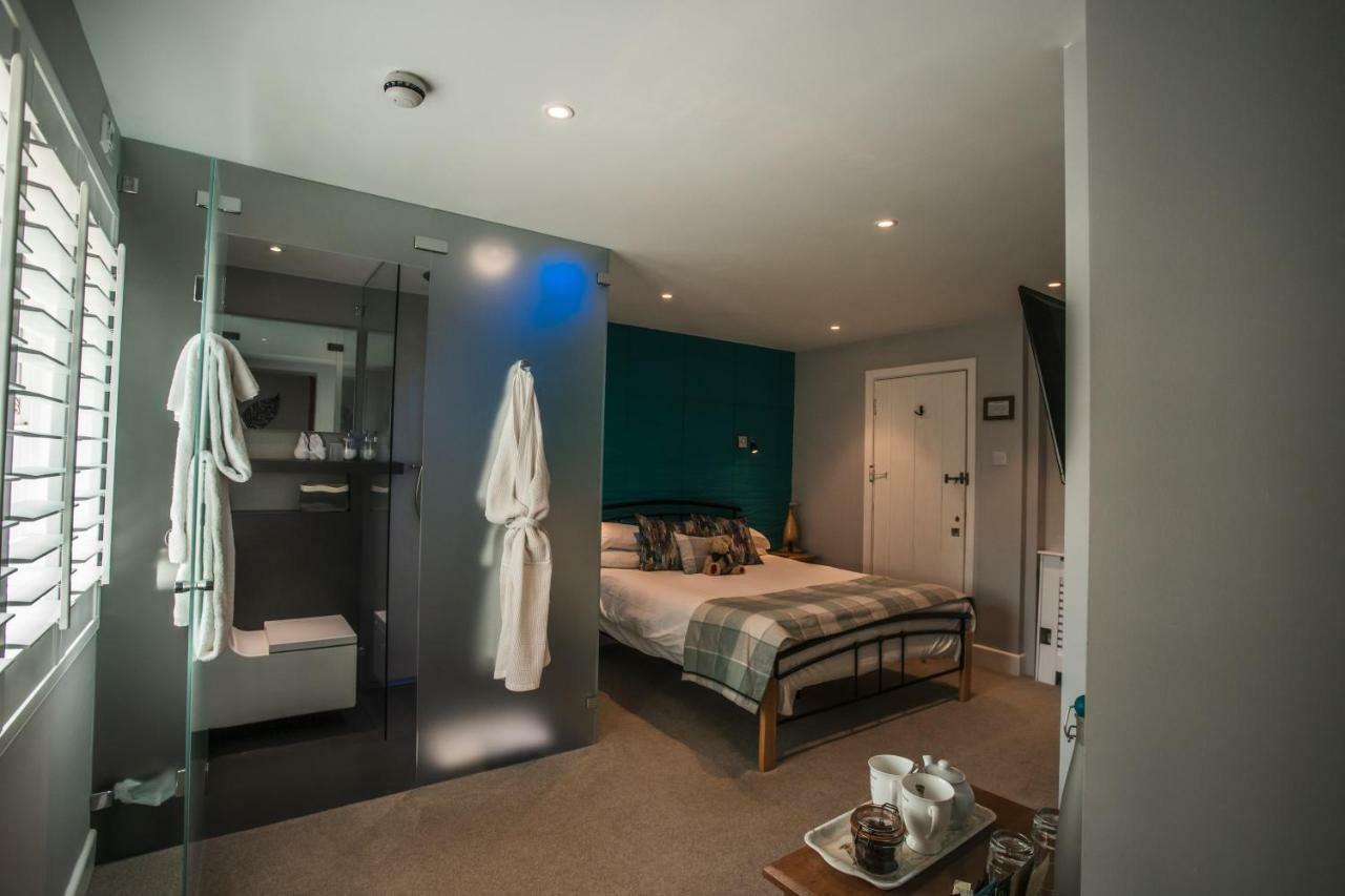 Rose Kamer
