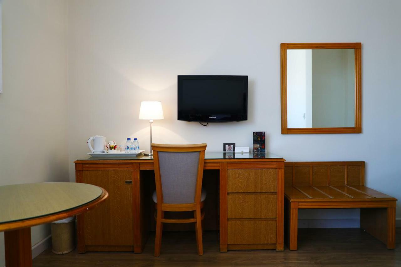 Standard King Room