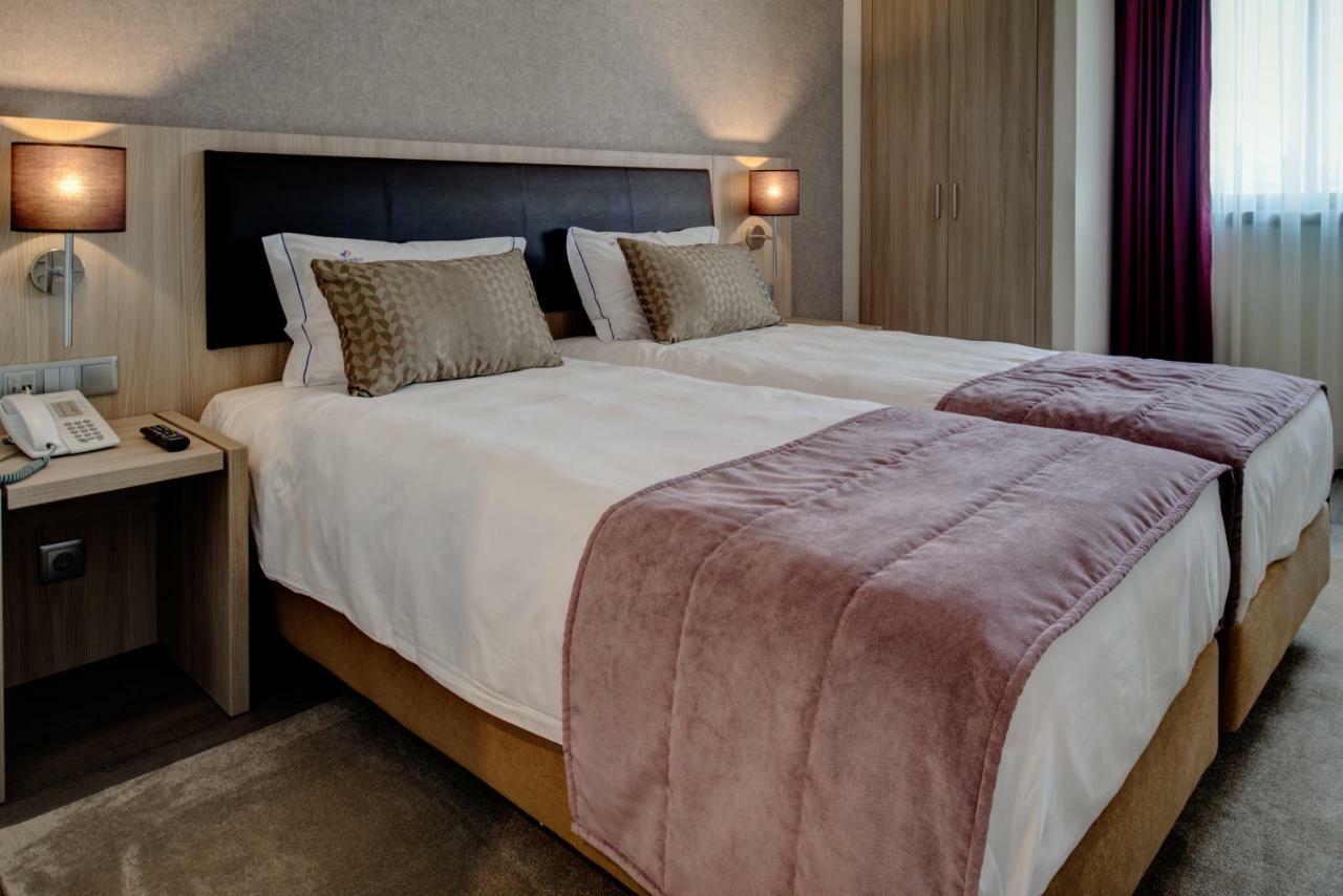Executive Twin Room