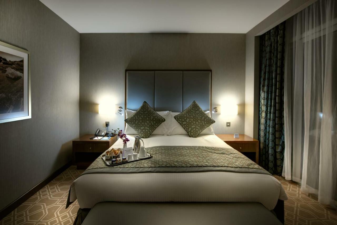 King Room with Pool And Sea View