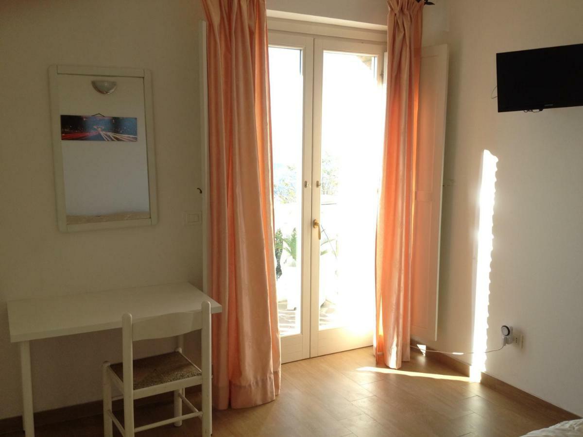 King Room Mountain View