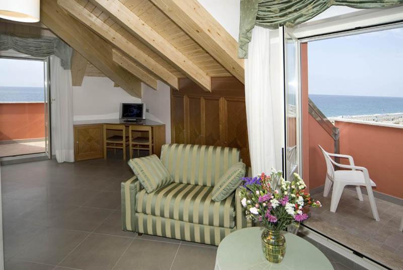 Junior Suite with Sea View