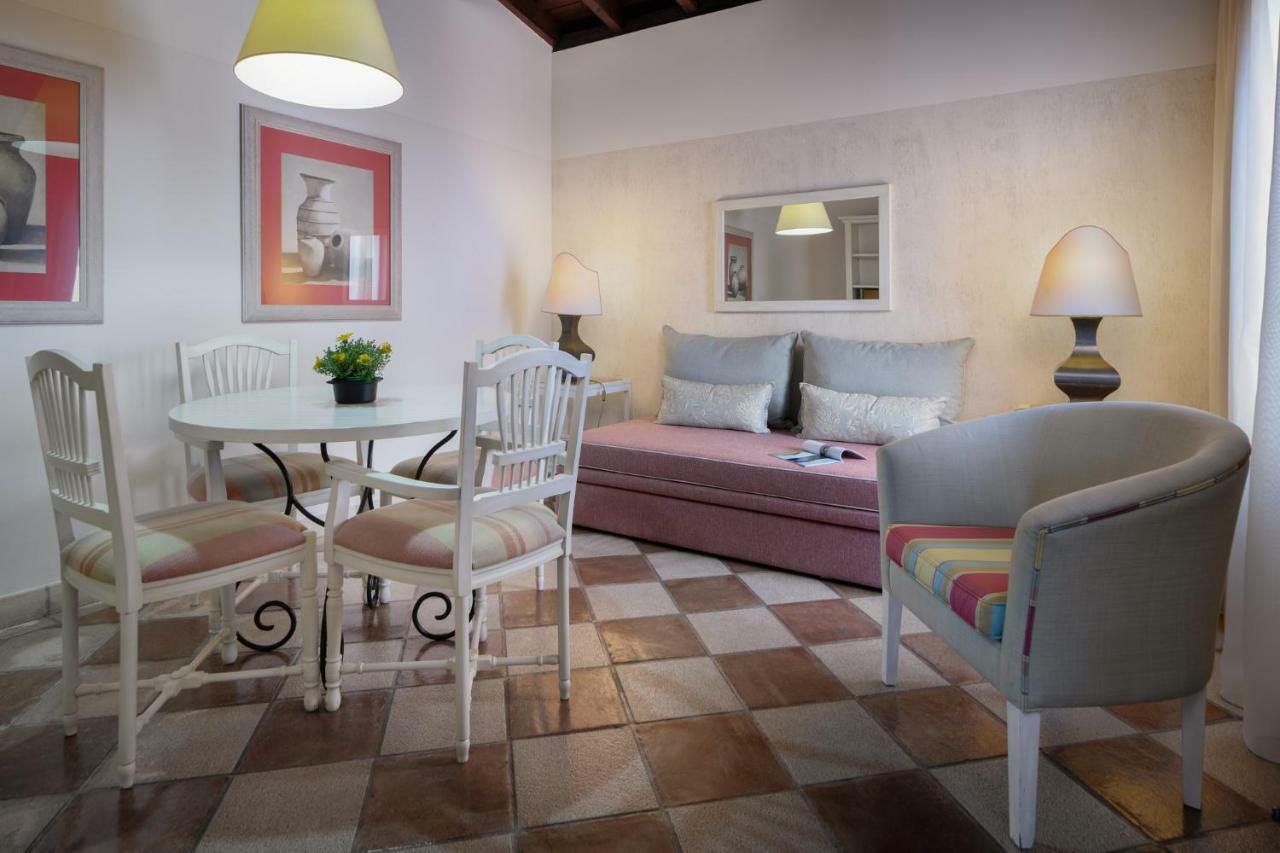 Triple Suite Garden View
